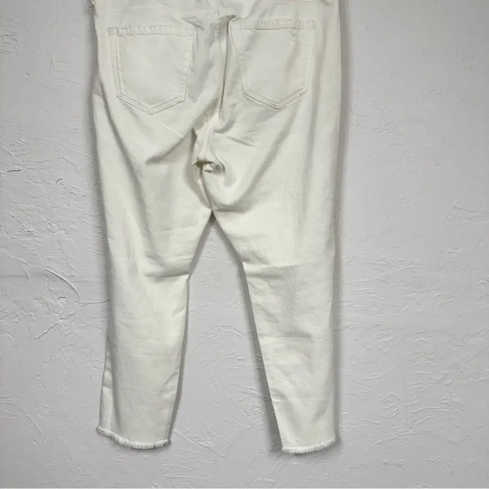 Torrid White High Rise Straight Leg Jeans Womens 14 Distressed Raw Hem Denim - Picture 6 of 13